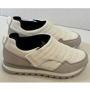 NWOT Women's Merrell Alpine Moc Strap Polar Sneaker Insulated White Size 9
